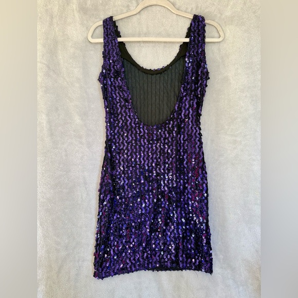 Vintage Purple Sequin Sleeveless Dress - Picture 2 of 10
